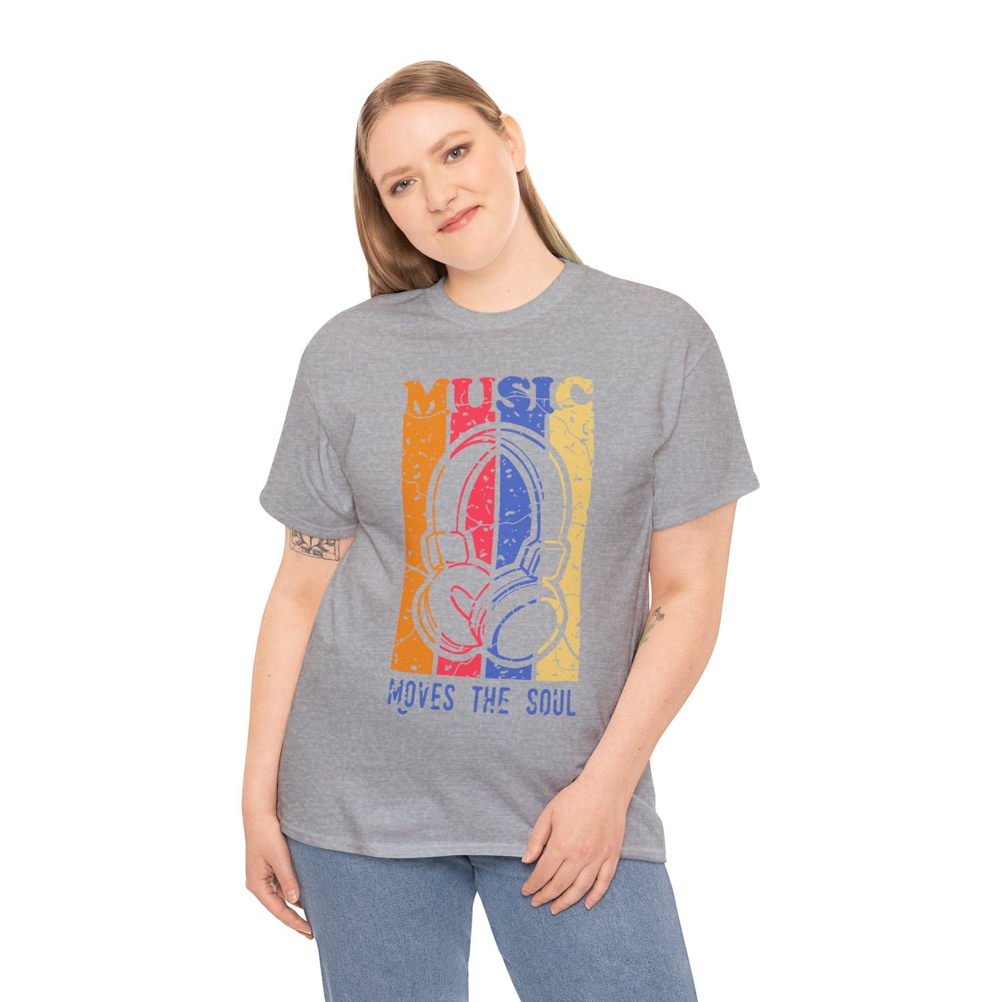 Retro Music moves the soul Exclusive T-shirt Gift